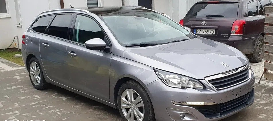 Peugeot 308 cena 36900 przebieg: 211000, rok produkcji 2016 z Ciechanów małe 106